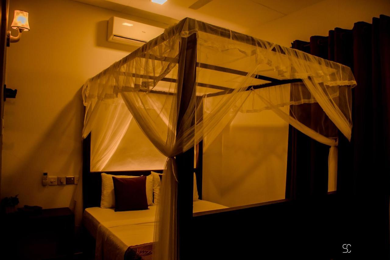 Blooming Polhena Bed & Breakfast Matara Bagian luar foto