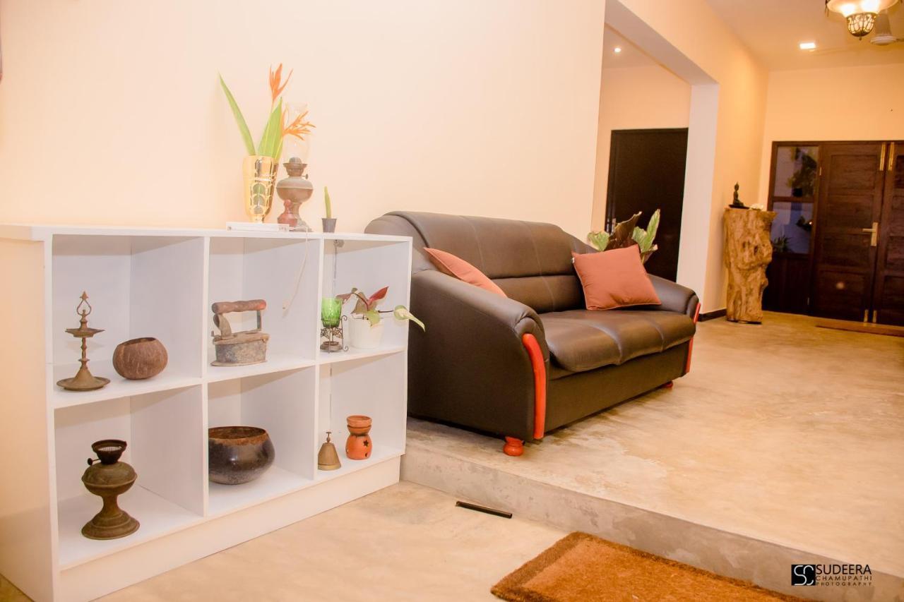 Blooming Polhena Bed & Breakfast Matara Bagian luar foto