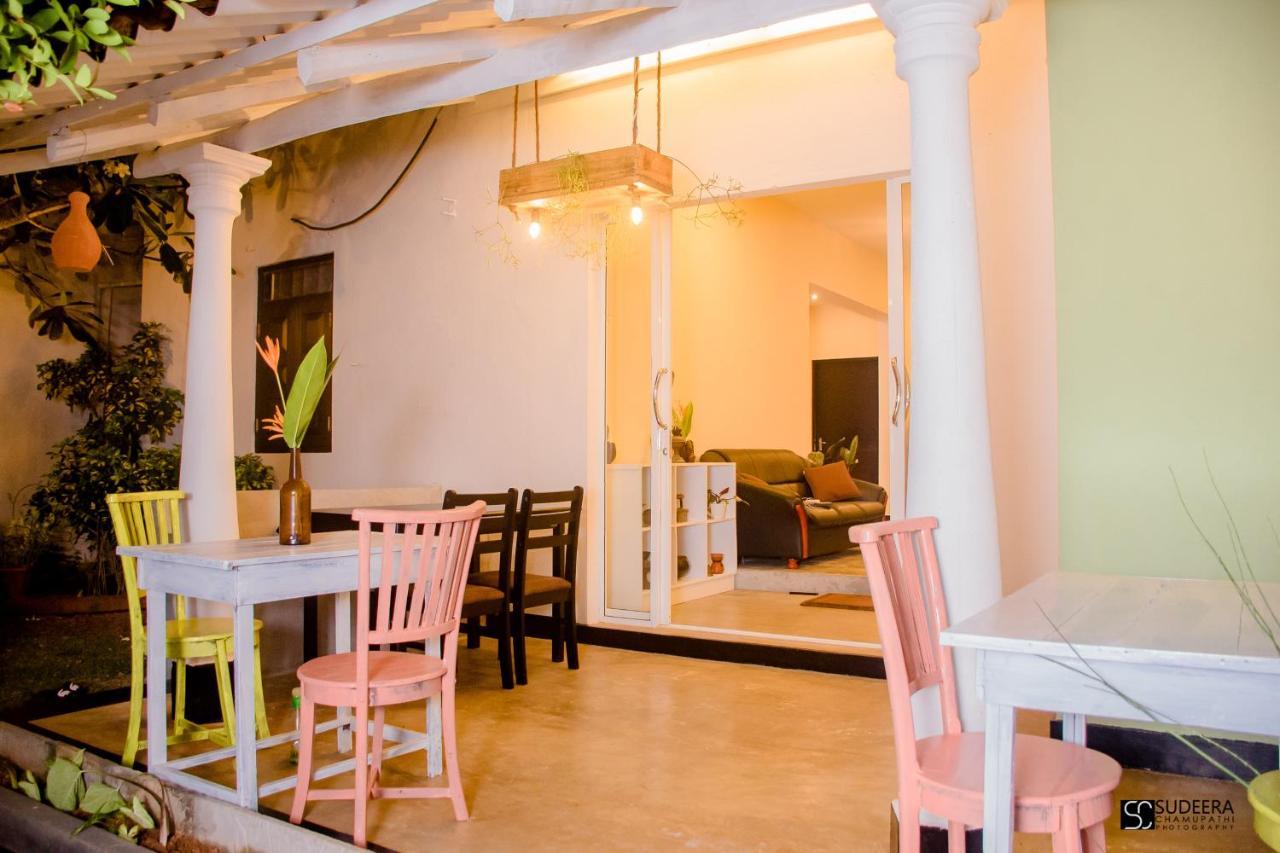 Blooming Polhena Bed & Breakfast Matara Bagian luar foto